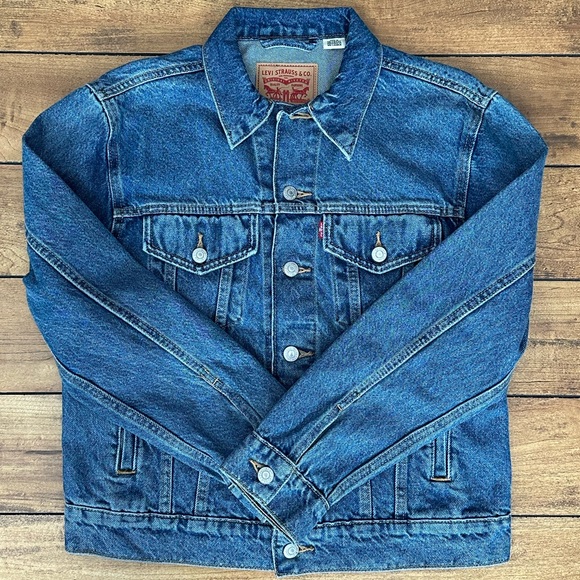 Levi’s Jean Jacket - Picture 2 of 5